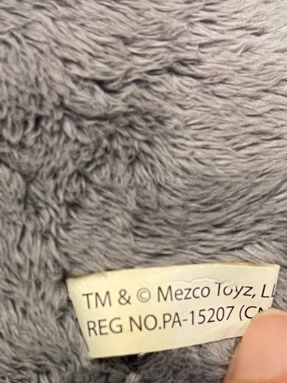 Rare ✨ Mezco Toyz 12 inch Mega Death Mittens Creepy Cuddlers- Collectible